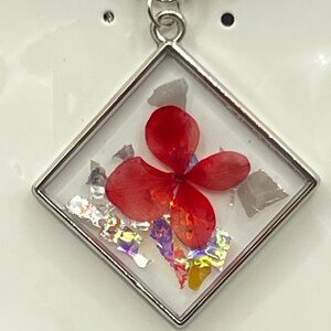 Red Floral Pendant Necklace